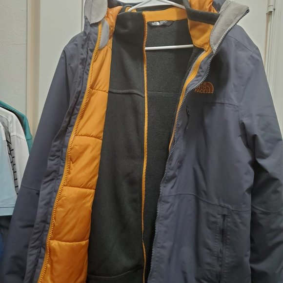 The North Face Jacket - removable layer - Picture 4 of 6